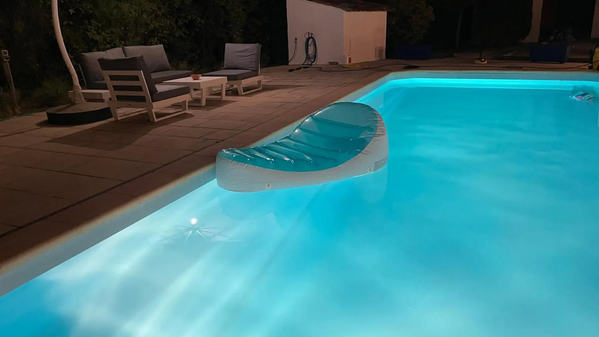Holiday home Les Iris Villa Piscine Chauffee 6 Pers Moissac-Bellevue